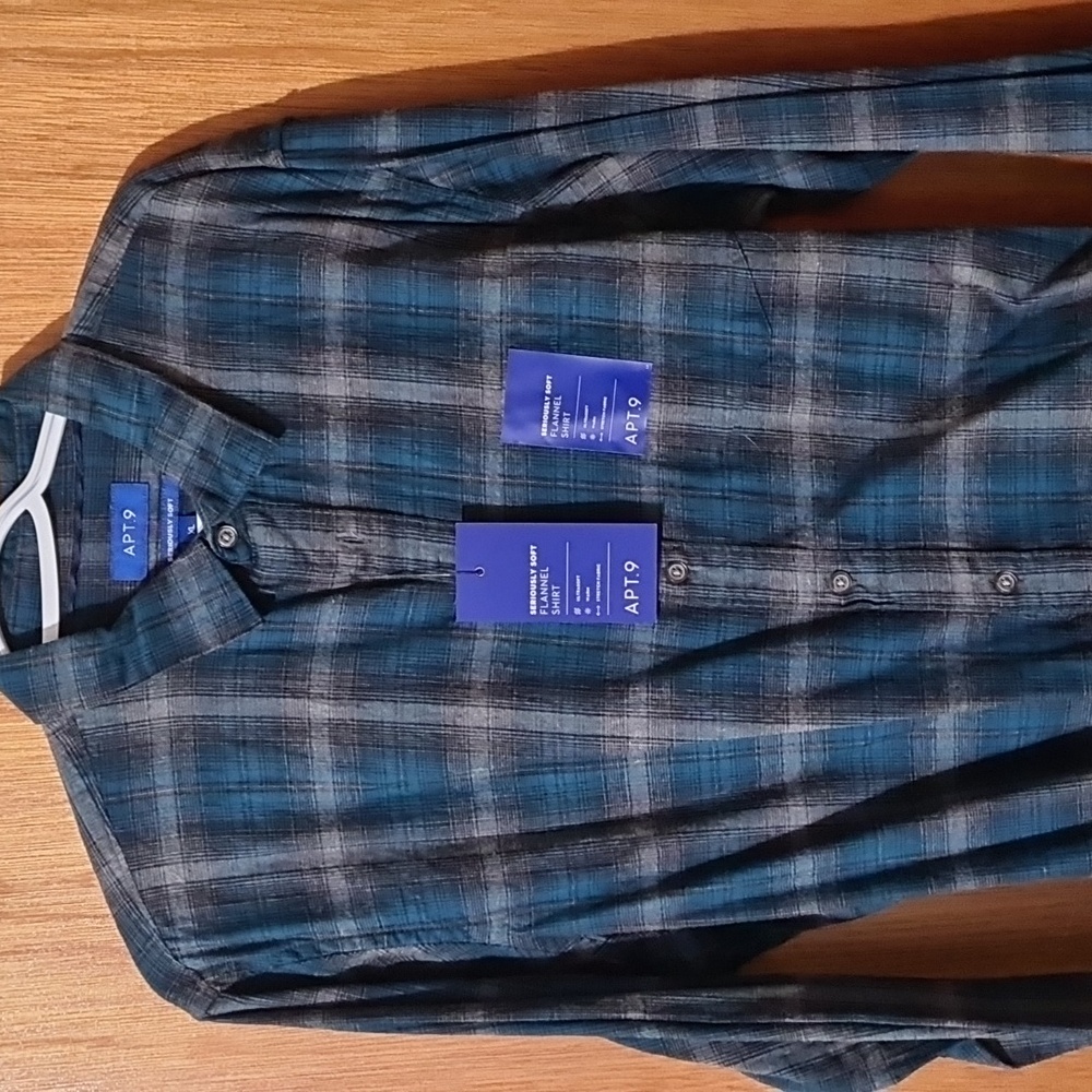 Men's Flannel Shirt - XL